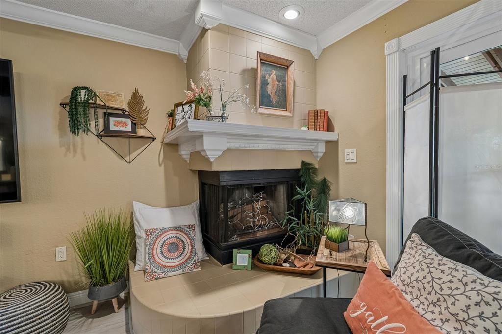 For Sale: $575,000 (3 beds, 2 baths, 1879 Square Feet)