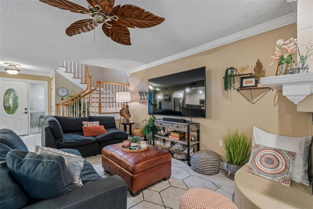 For Sale: $575,000 (3 beds, 2 baths, 1879 Square Feet)