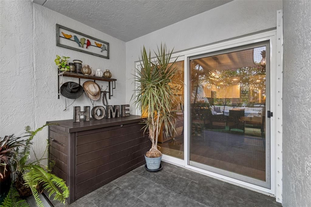 For Sale: $575,000 (3 beds, 2 baths, 1879 Square Feet)