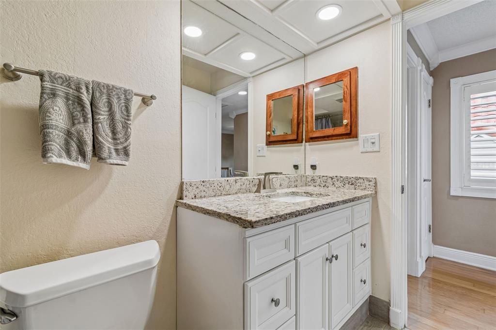 For Sale: $575,000 (3 beds, 2 baths, 1879 Square Feet)