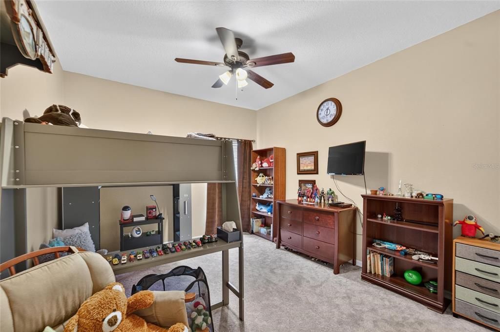For Sale: $927,000 (5 beds, 4 baths, 3117 Square Feet)