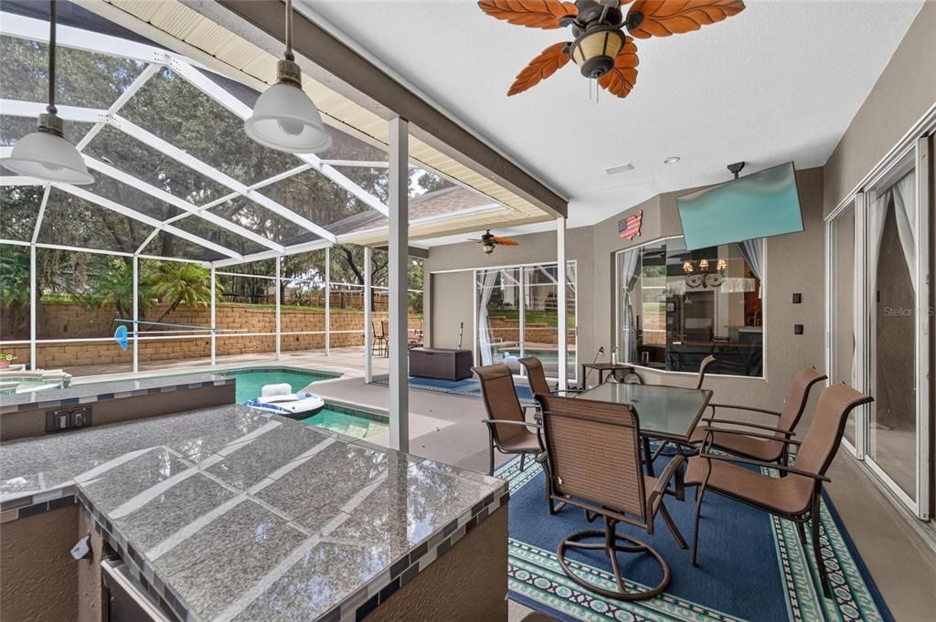 For Sale: $927,000 (5 beds, 4 baths, 3117 Square Feet)