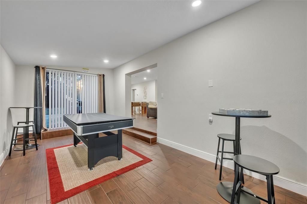 В аренду: $2,300 (3 спален, 2 ванн, 1318 Квадратных фут)