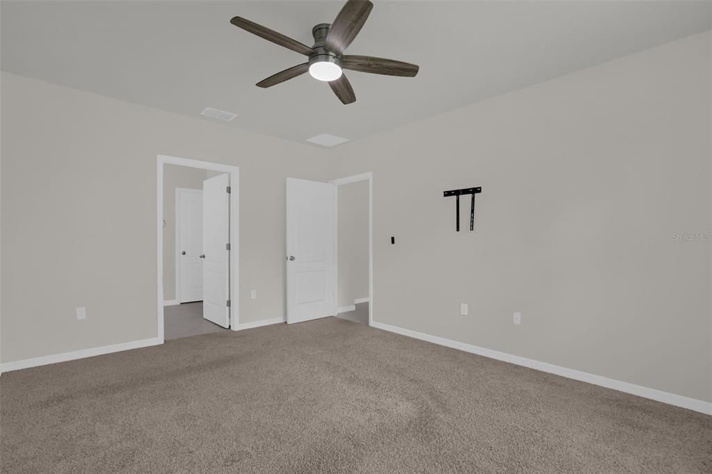 Active With Contract: $365,000 (4 beds, 2 baths, 1836 Square Feet)