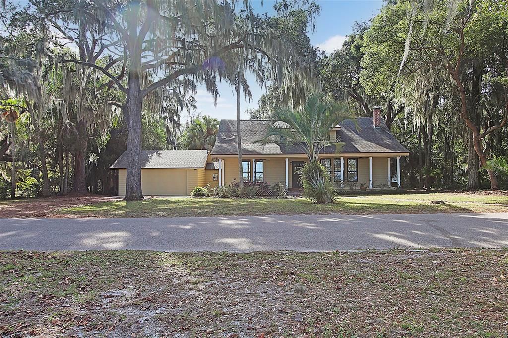 For Rent: $2,845 (4 beds, 2 baths, 2200 Square Feet)