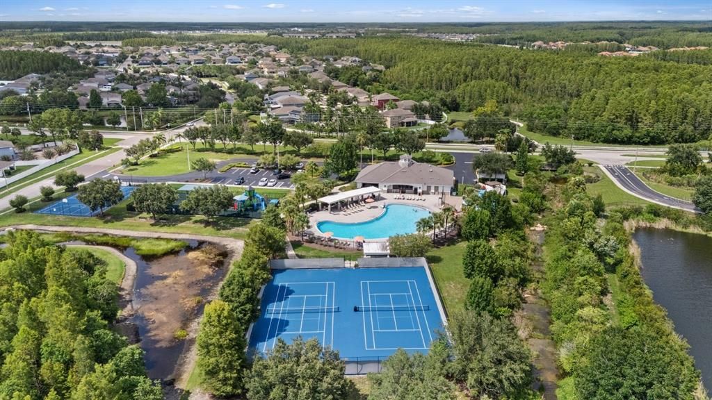 На продажу: $599,900 (5 спален, 3 ванн, 3207 Квадратных фут)