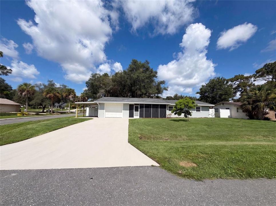 For Sale: $325,000 (3 beds, 2 baths, 1732 Square Feet)