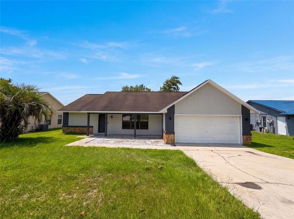 For Sale: $224,000 (3 beds, 2 baths, 1615 Square Feet)