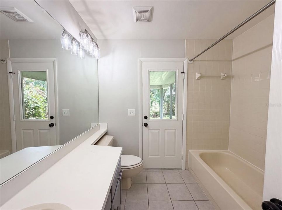 For Sale: $224,000 (3 beds, 2 baths, 1615 Square Feet)