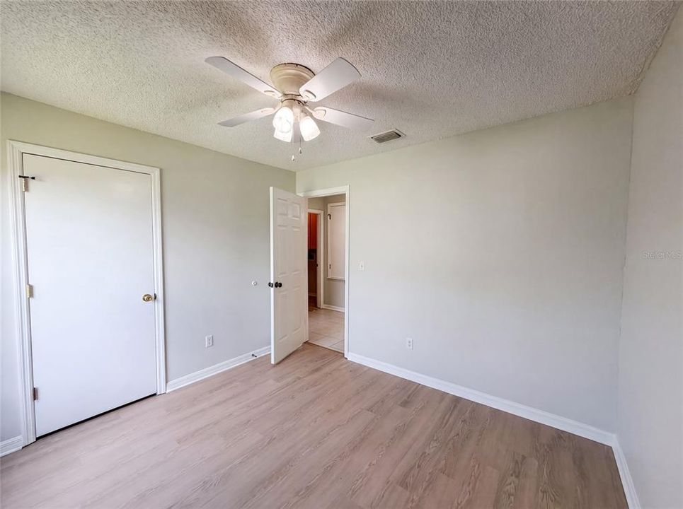 For Sale: $224,000 (3 beds, 2 baths, 1615 Square Feet)