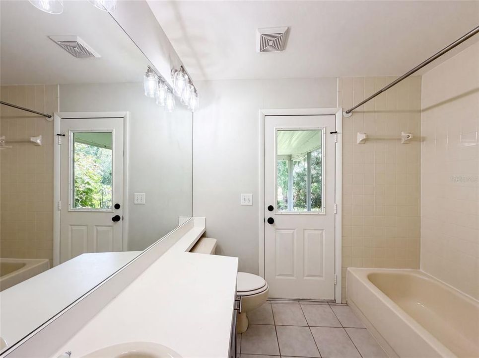 For Sale: $224,000 (3 beds, 2 baths, 1615 Square Feet)