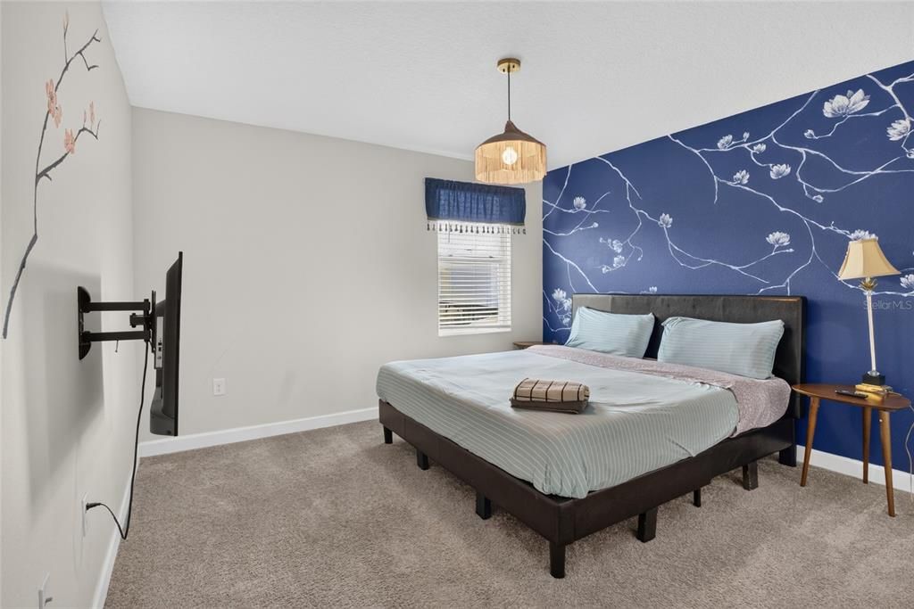 For Sale: $770,000 (8 beds, 5 baths, 4305 Square Feet)