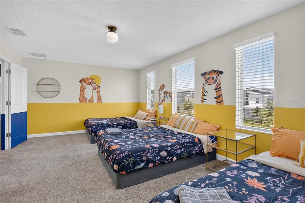 For Sale: $770,000 (8 beds, 5 baths, 4305 Square Feet)