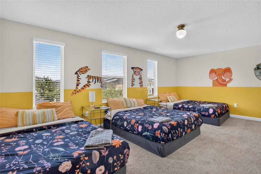 For Sale: $770,000 (8 beds, 5 baths, 4305 Square Feet)