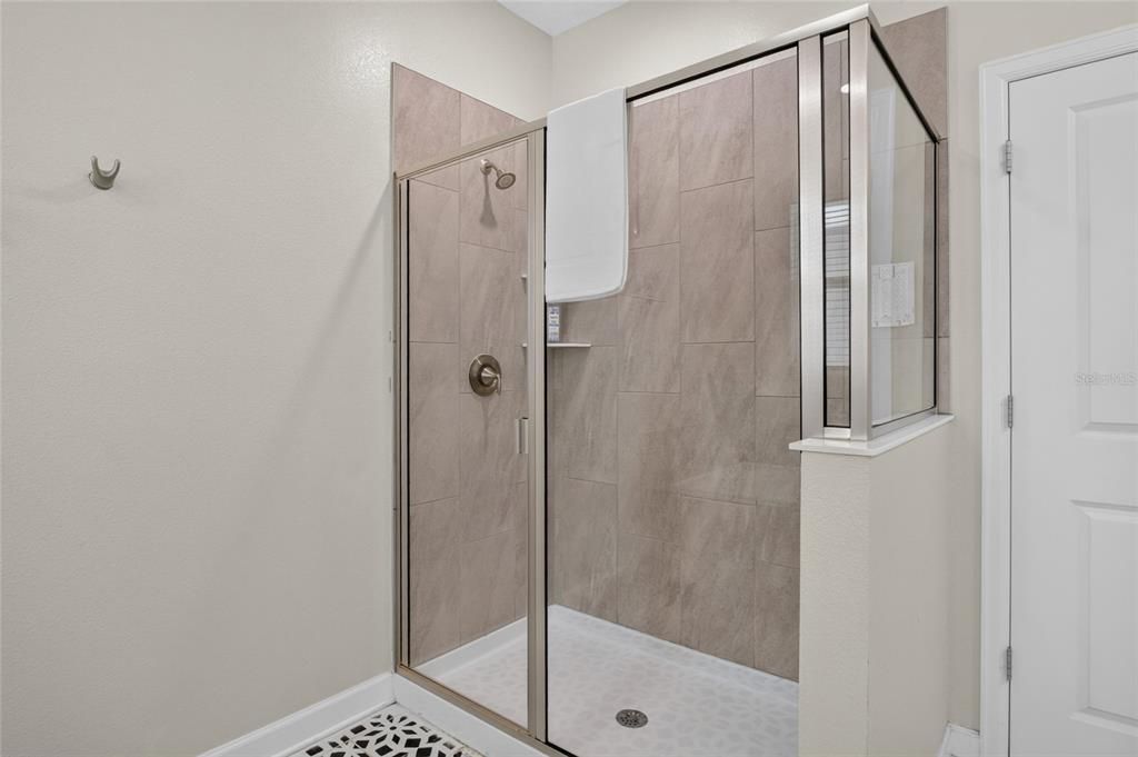For Sale: $770,000 (8 beds, 5 baths, 4305 Square Feet)