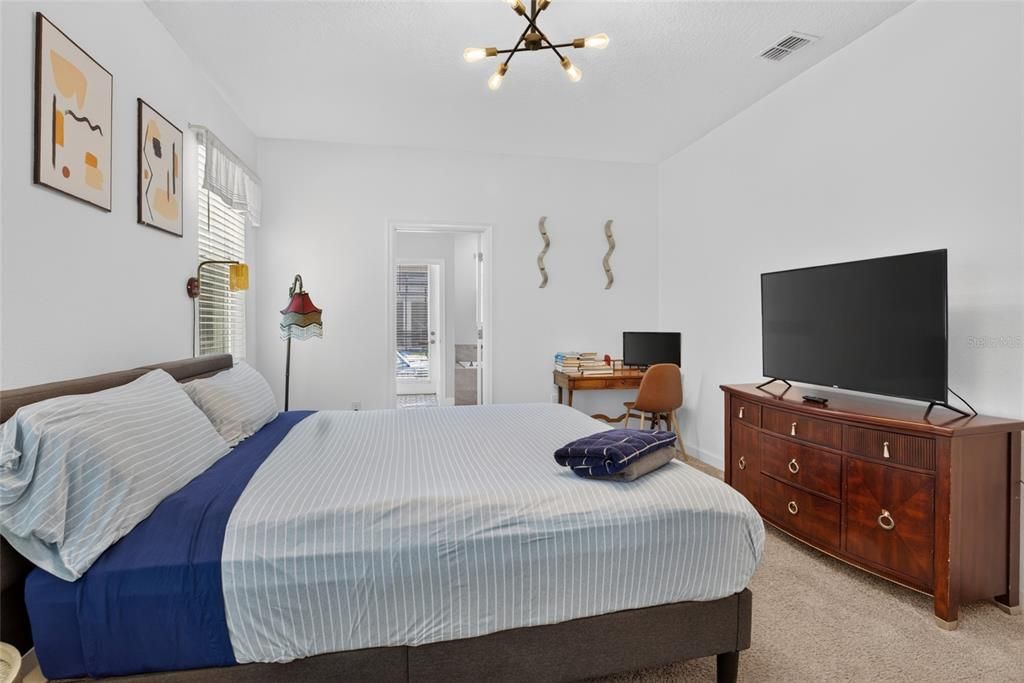 For Sale: $770,000 (8 beds, 5 baths, 4305 Square Feet)