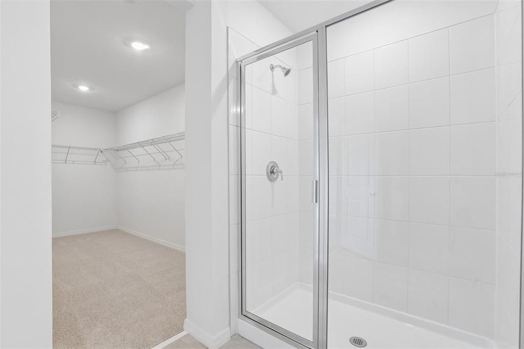 En Venta: $365,850 (4 camas, 2 baños, 2503 Pies cuadrados)