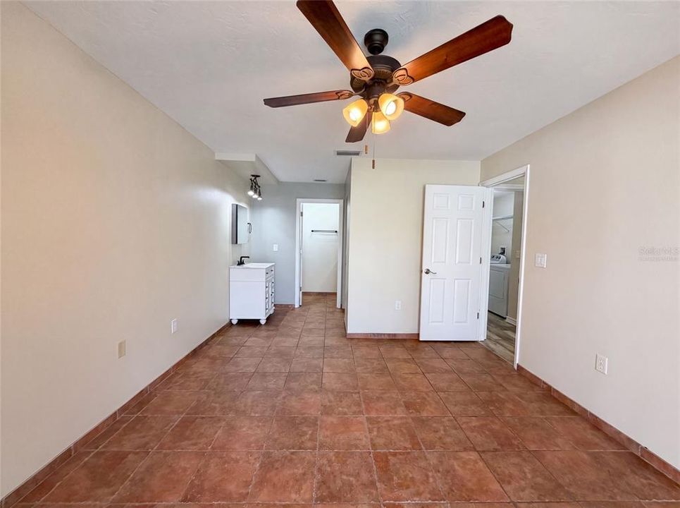 En Venta: $390,000 (3 camas, 2 baños, 1349 Pies cuadrados)