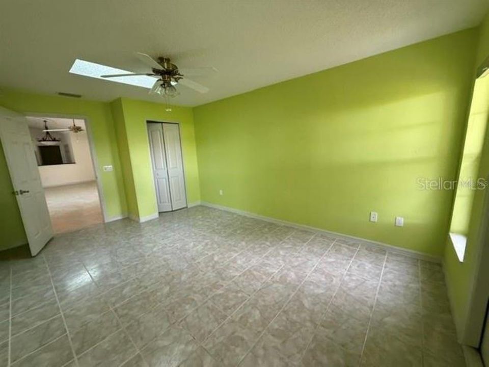 For Sale: $229,000 (3 beds, 2 baths, 1574 Square Feet)