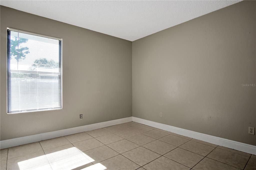 For Rent: $2,295 (3 beds, 2 baths, 1623 Square Feet)