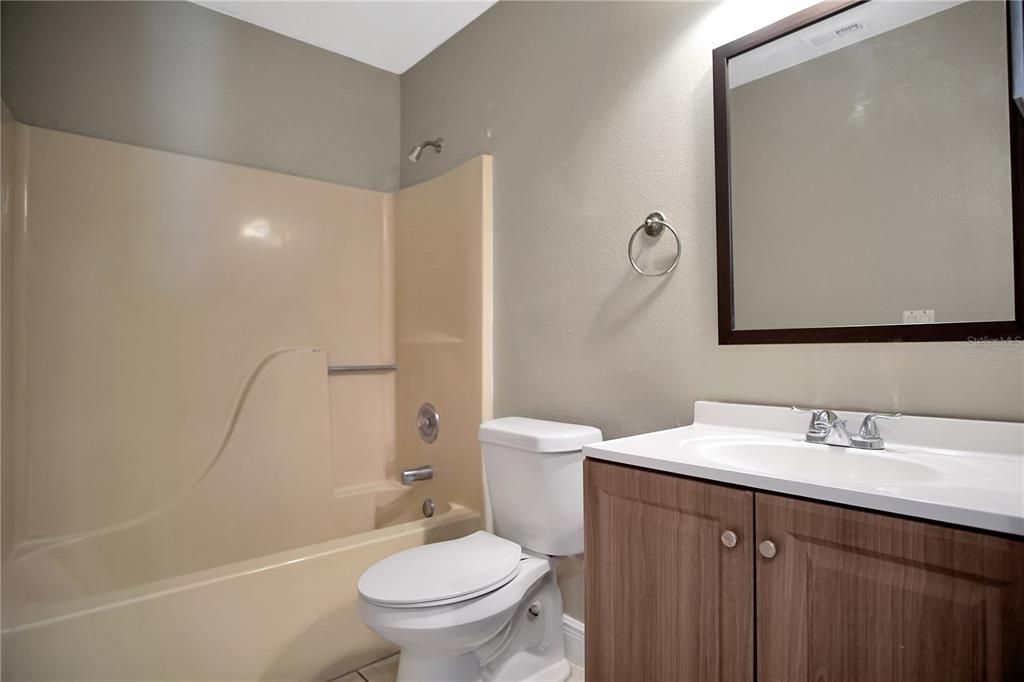 For Rent: $2,295 (3 beds, 2 baths, 1623 Square Feet)