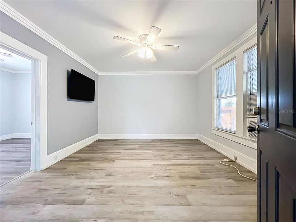 For Sale: $349,000 (3 beds, 2 baths, 1257 Square Feet)