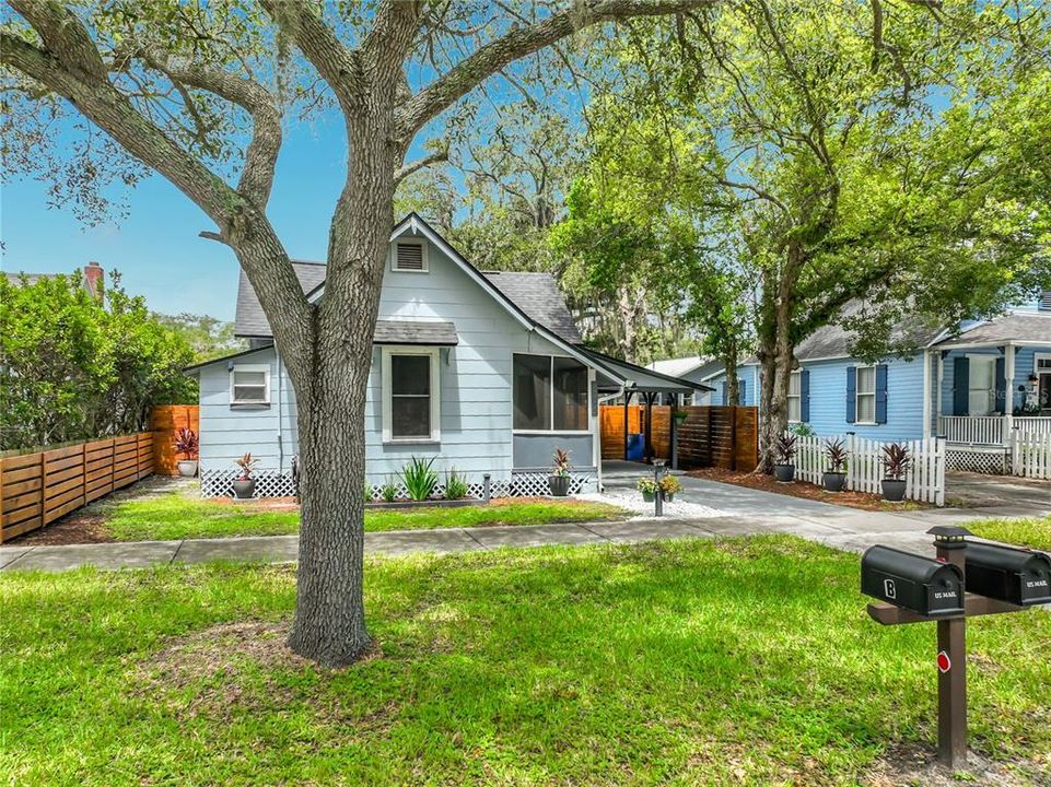 For Sale: $349,000 (3 beds, 2 baths, 1257 Square Feet)