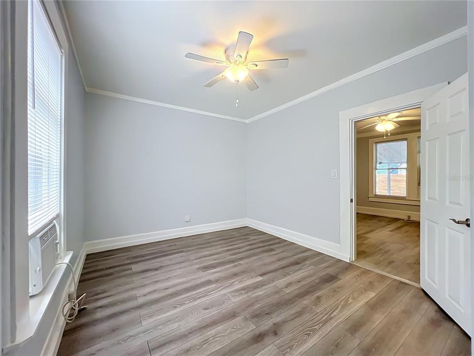 For Sale: $349,000 (3 beds, 2 baths, 1257 Square Feet)