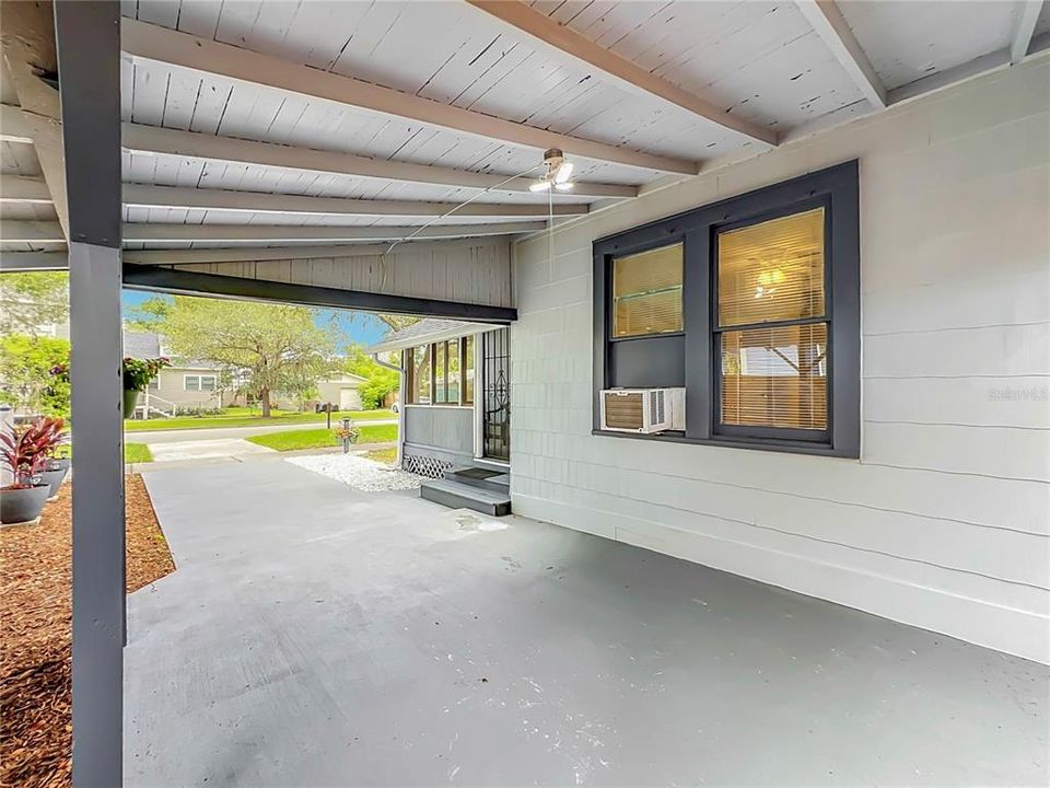 For Sale: $349,000 (3 beds, 2 baths, 1257 Square Feet)