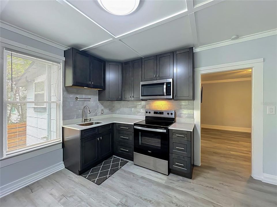 For Sale: $349,000 (3 beds, 2 baths, 1257 Square Feet)