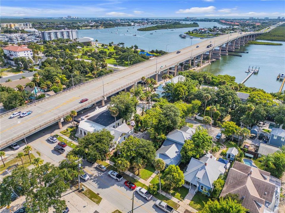 For Sale: $739,900 (4 beds, 3 baths, 2824 Square Feet)