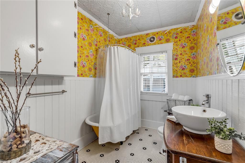 For Sale: $739,900 (4 beds, 3 baths, 2824 Square Feet)