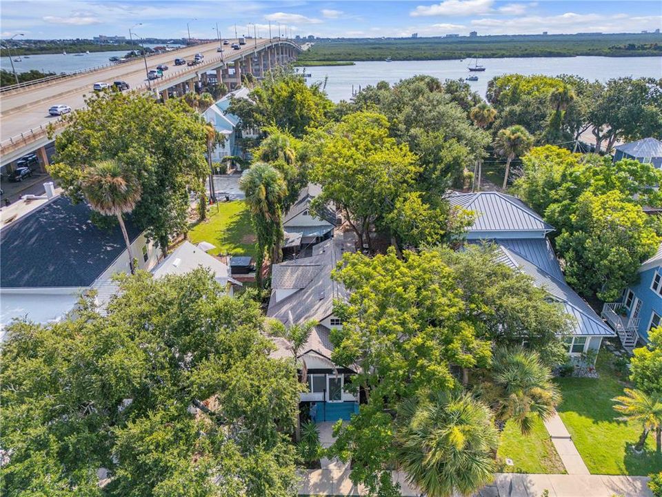 For Sale: $739,900 (4 beds, 3 baths, 2824 Square Feet)