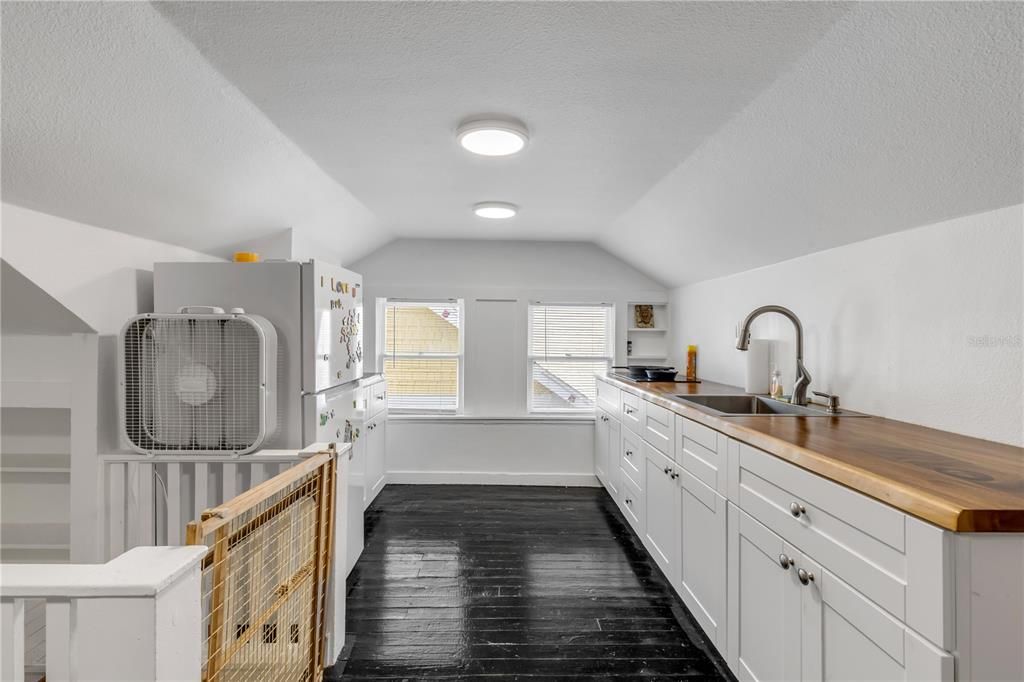 For Sale: $739,900 (4 beds, 3 baths, 2824 Square Feet)