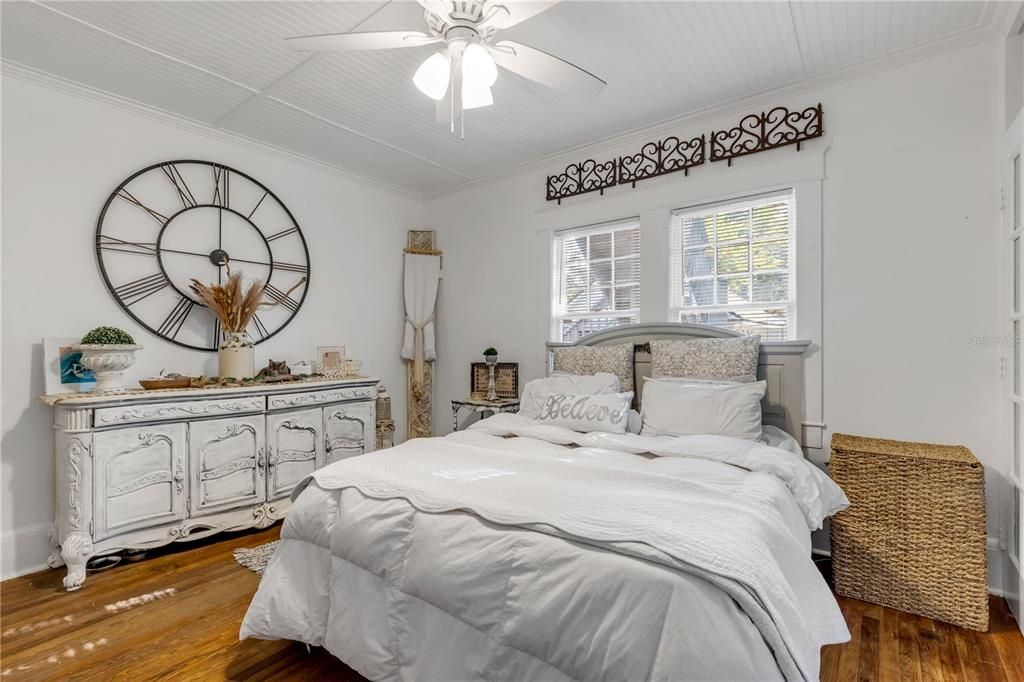 For Sale: $739,900 (4 beds, 3 baths, 2824 Square Feet)