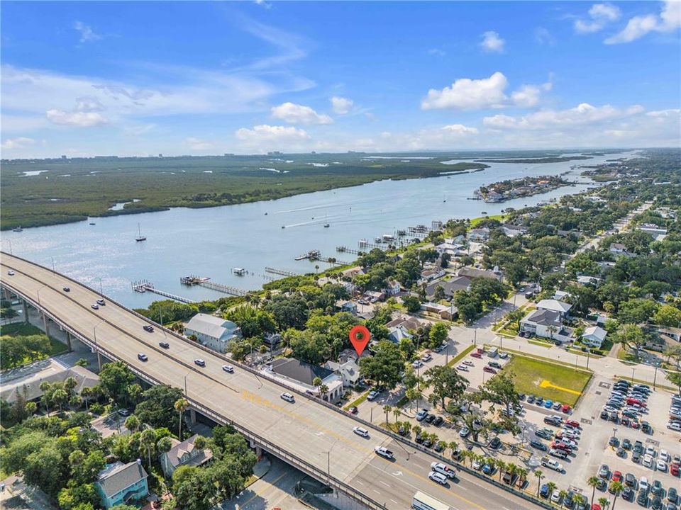 For Sale: $739,900 (4 beds, 3 baths, 2824 Square Feet)