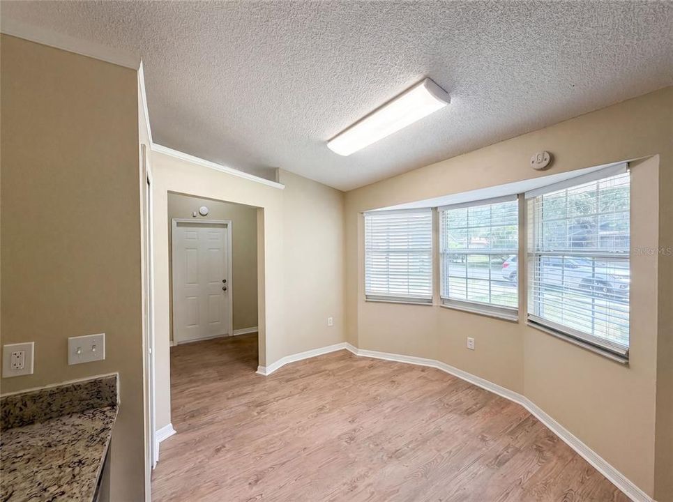 For Sale: $207,000 (3 beds, 2 baths, 1100 Square Feet)