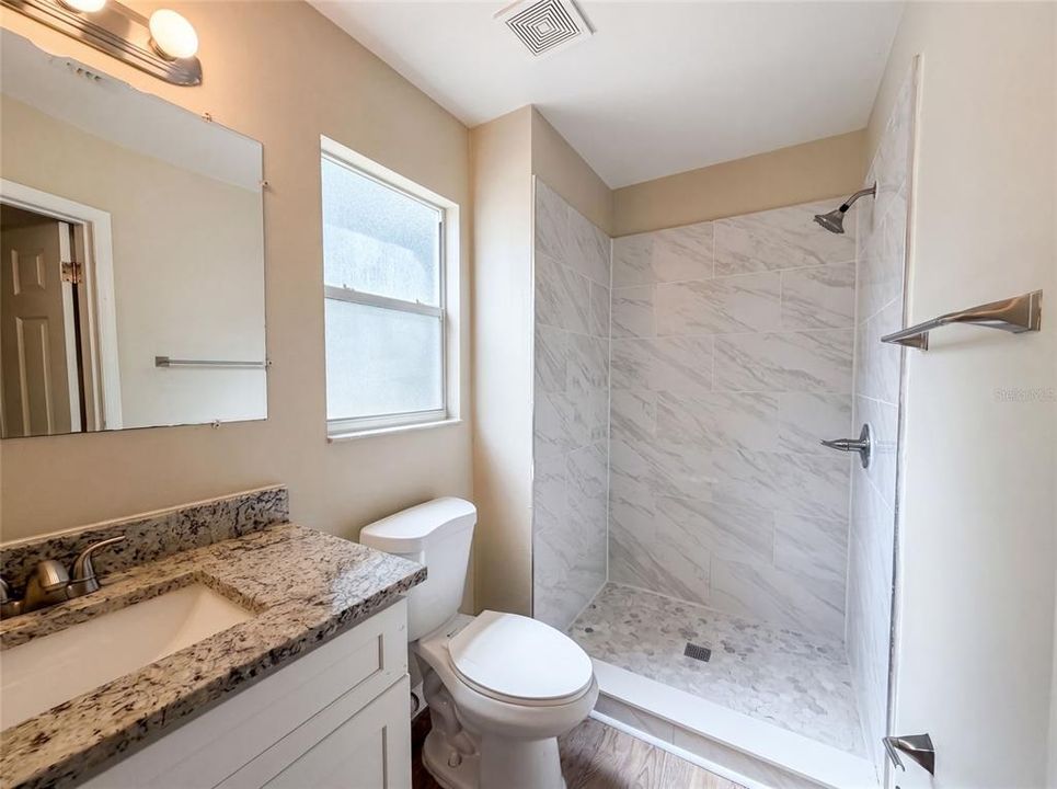 For Sale: $207,000 (3 beds, 2 baths, 1100 Square Feet)