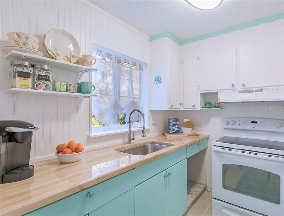 For Rent: $2,995 (2 beds, 1 baths, 618 Square Feet)