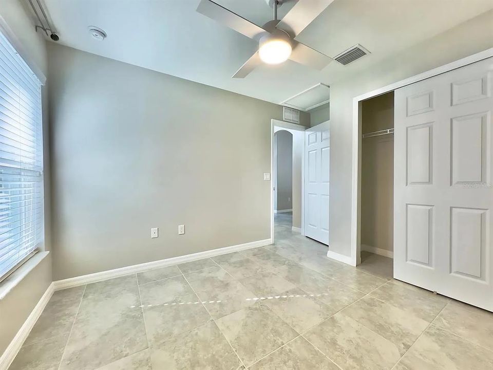 For Rent: $1,850 (3 beds, 2 baths, 1211 Square Feet)