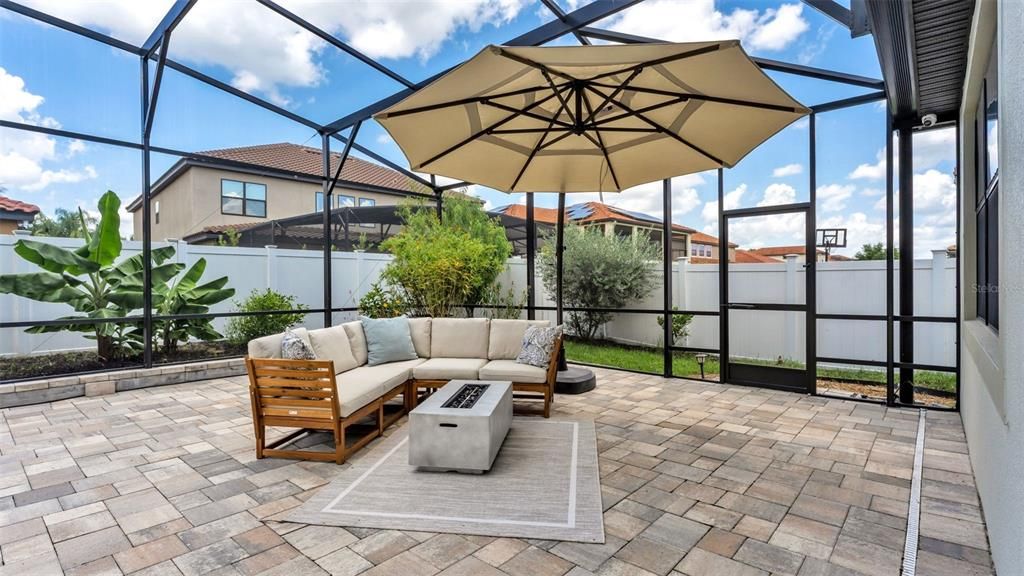 En Venta: $629,000 (5 camas, 4 baños, 3972 Pies cuadrados)