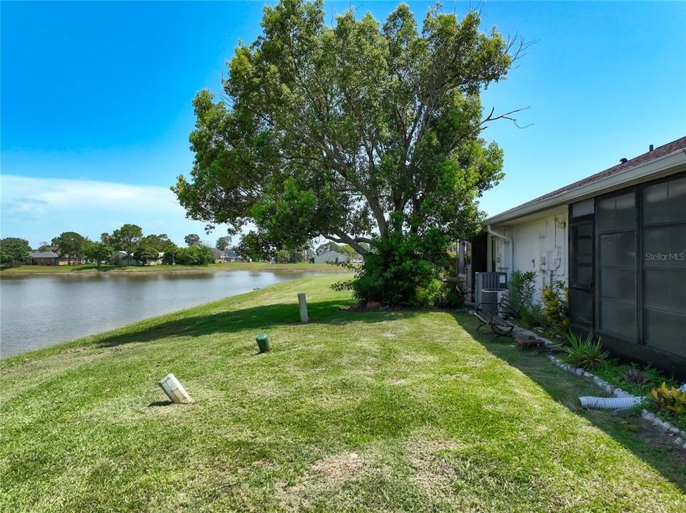 For Sale: $245,000 (2 beds, 2 baths, 1019 Square Feet)