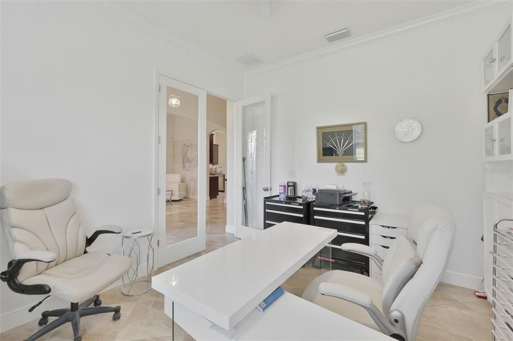 En Venta: $888,900 (4 camas, 3 baños, 3180 Pies cuadrados)