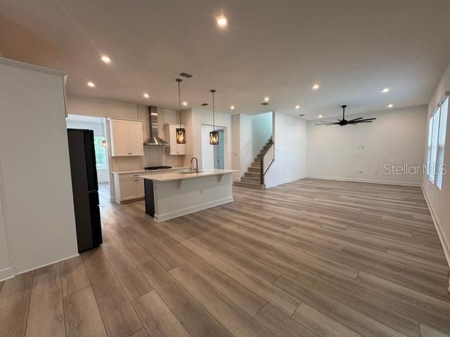 For Rent: $5,000 (5 beds, 3 baths, 3592 Square Feet)