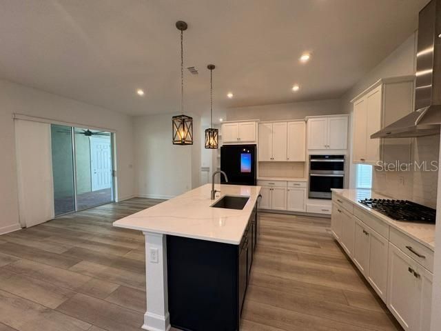 For Rent: $5,000 (5 beds, 3 baths, 3592 Square Feet)