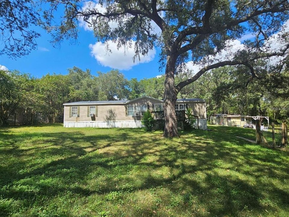 For Sale: $120,000 (3 beds, 2 baths, 1800 Square Feet)