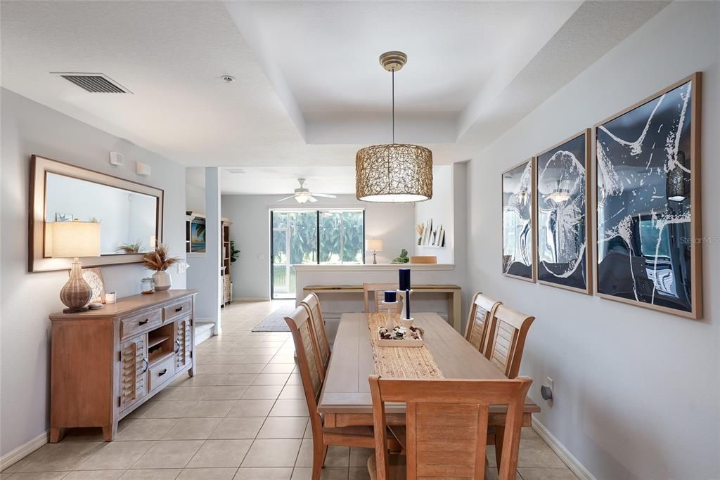 For Sale: $350,000 (3 beds, 2 baths, 1520 Square Feet)