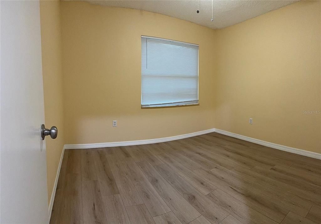 For Sale: $265,000 (3 beds, 2 baths, 1151 Square Feet)
