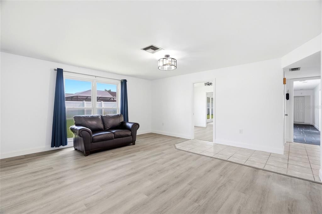 Activo con contrato: $539,000 (2 camas, 2 baños, 1916 Pies cuadrados)