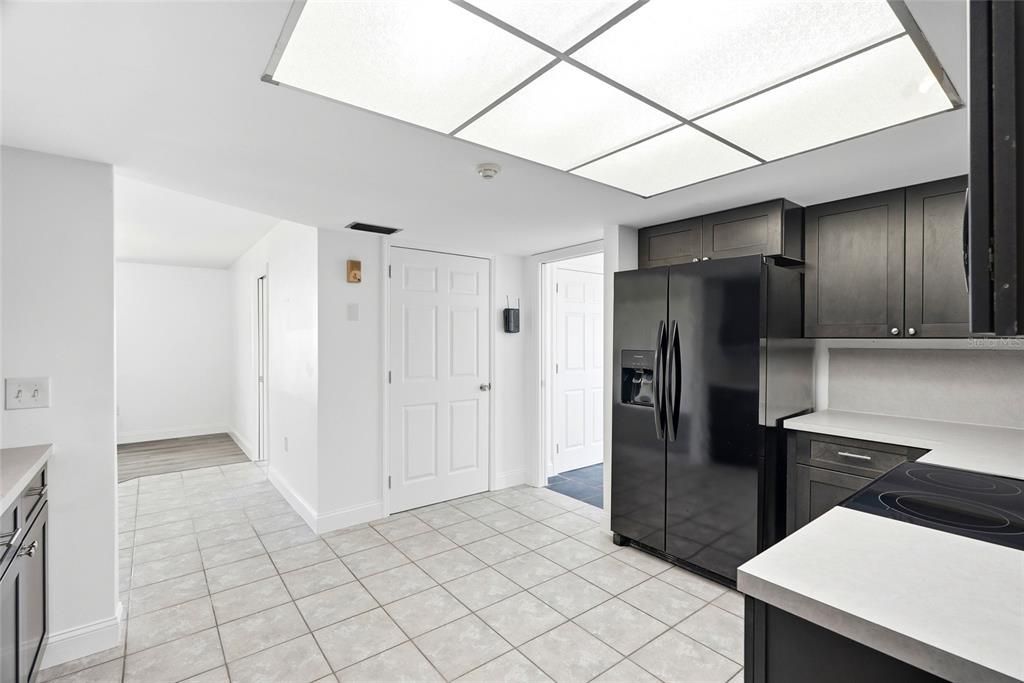 Activo con contrato: $539,000 (2 camas, 2 baños, 1916 Pies cuadrados)